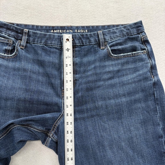 American Eagle Outfitters Wide Leg Jeans in Medium Blue - Picture 8 of 14